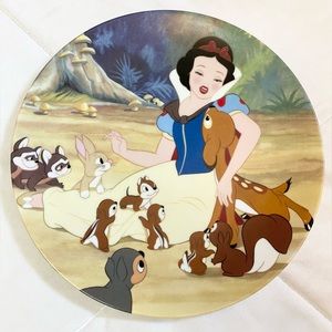 Disney’s Snow White Collector’s Plate